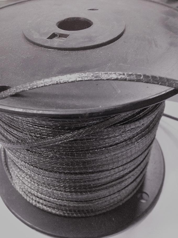 pure graphite yarn jacked with inconel wire